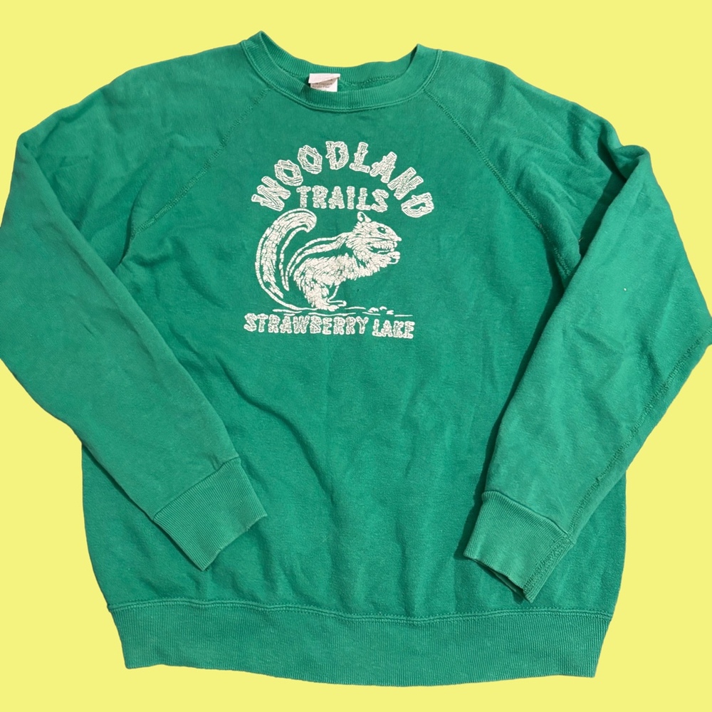 Vintage 80s sweatshirt woodland trails